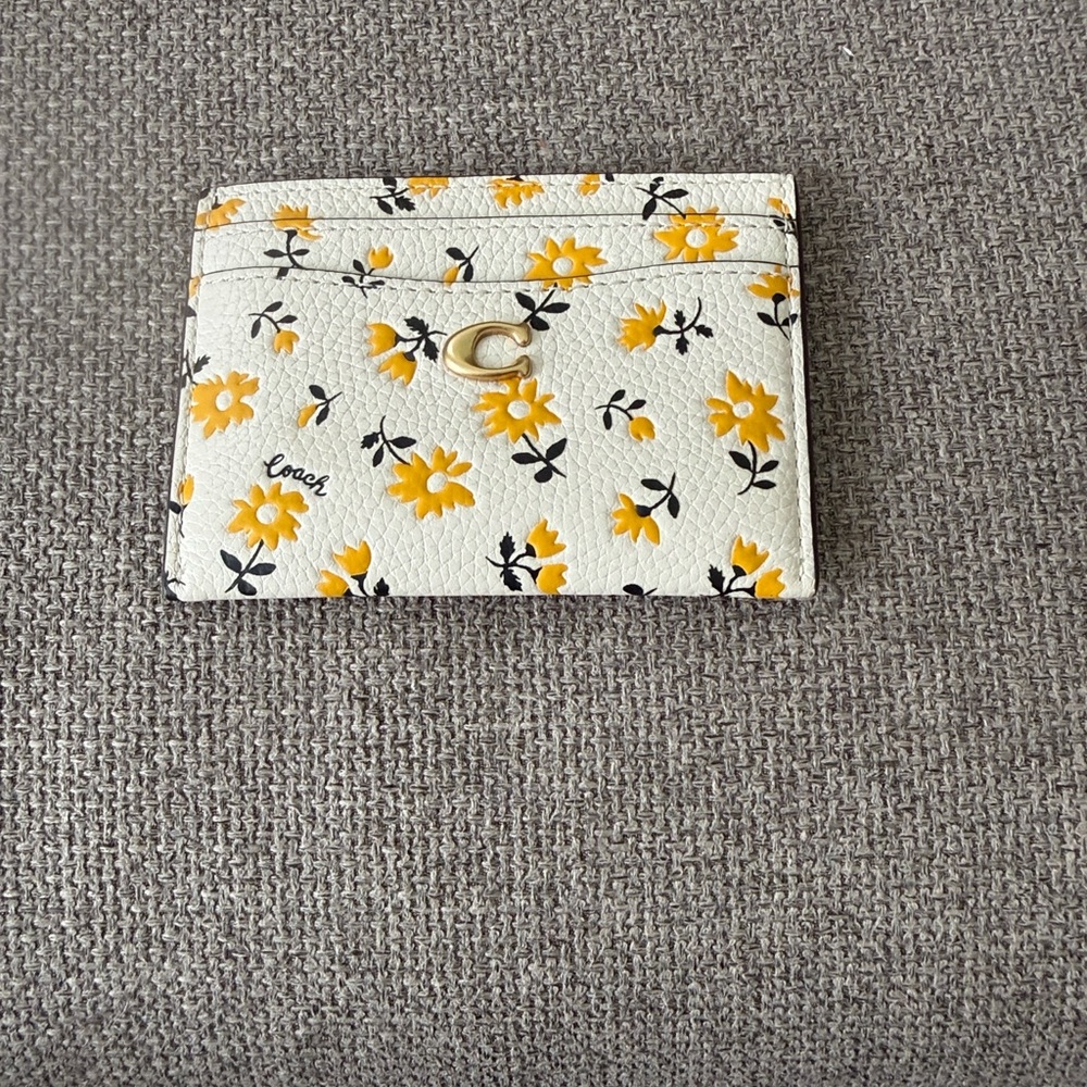 Coach Daisy Crossbody Bag With Cardholder - Picture 13 of 16